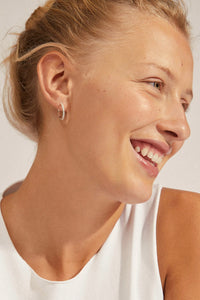 Ebna Medium Crystal Hoops - Zilver