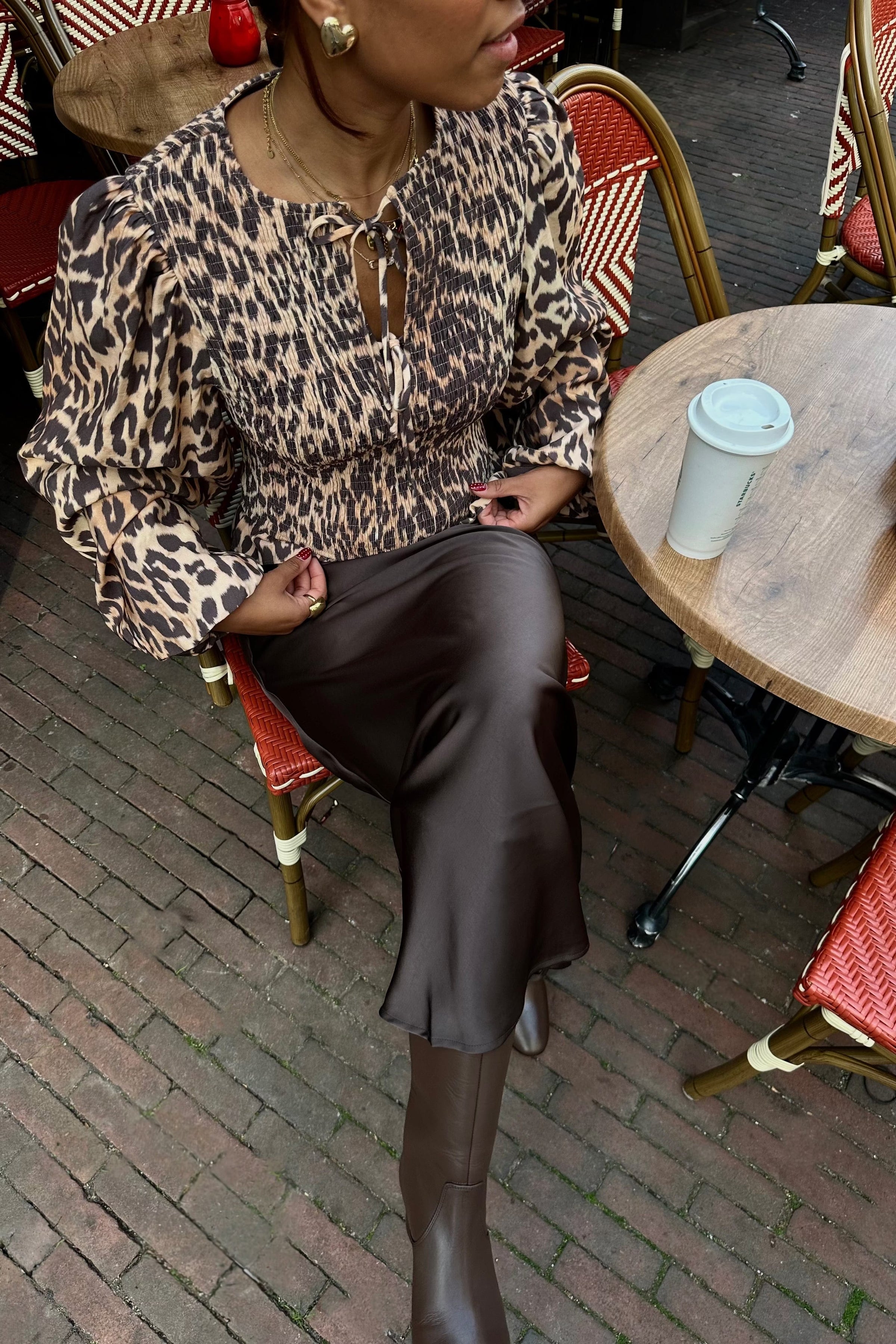 Elin Blouse - Bruin