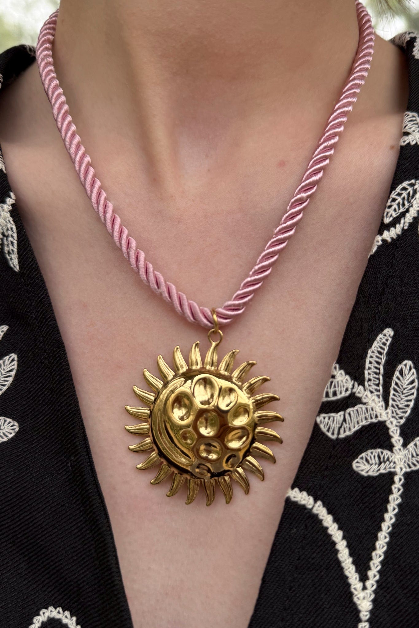 Zon Ketting - Roze