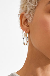 Ember Grote Hoop Oorbellen - Zilver