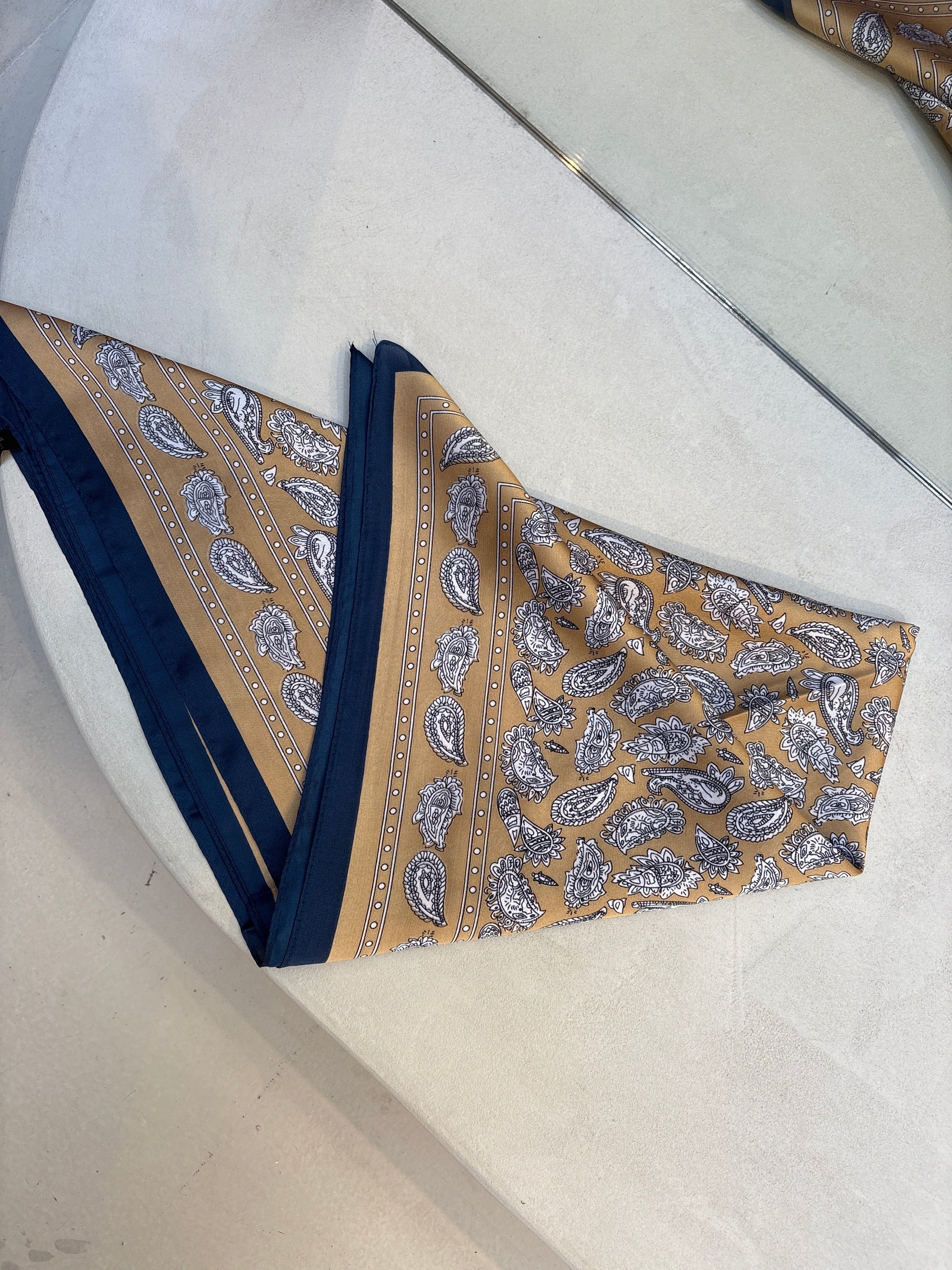 Bandana Paisley - Navy/Camel