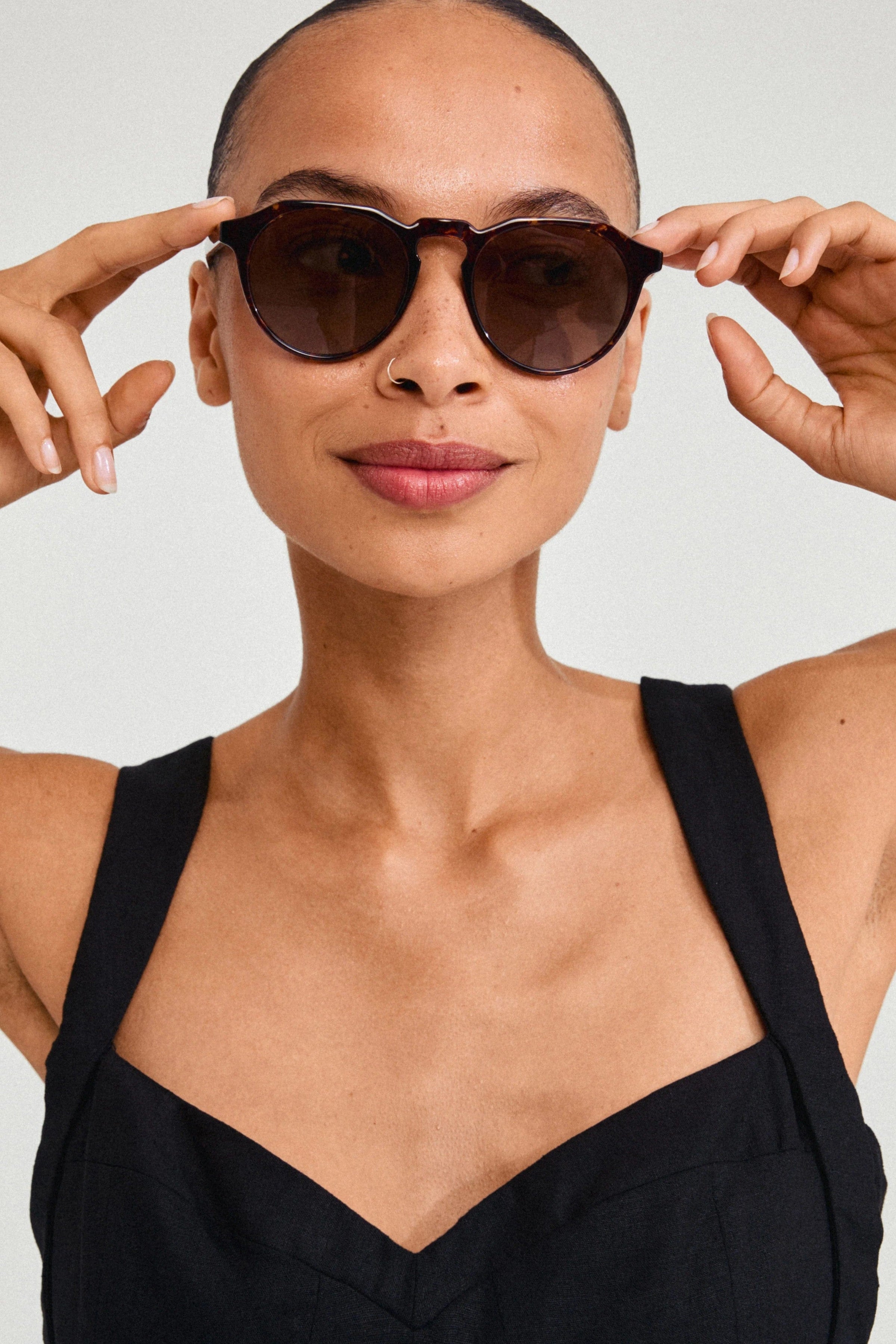 Alejandra Zonnebril - Tortoise Bruin