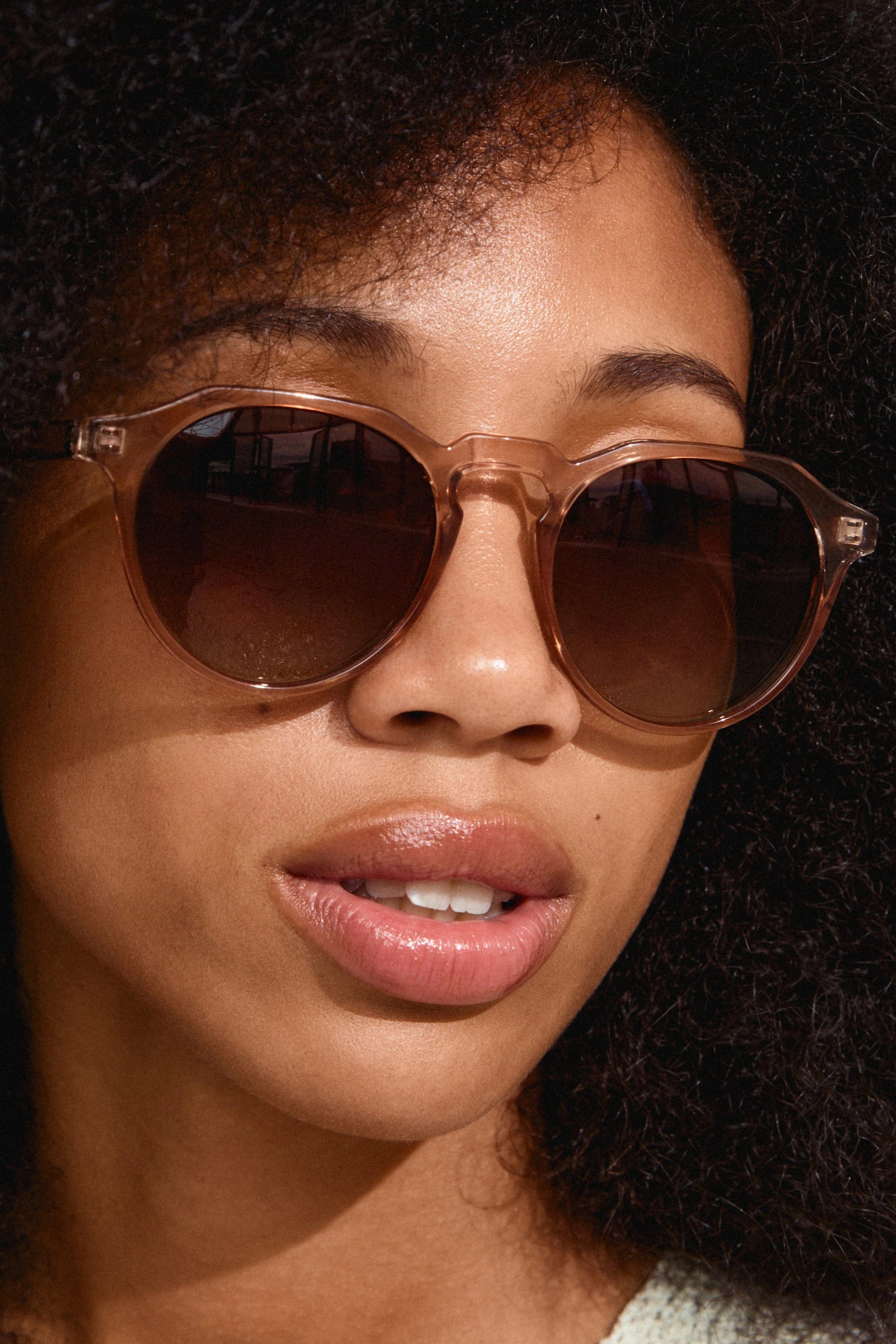 Alejandra Zonnebril - Licht Bruin