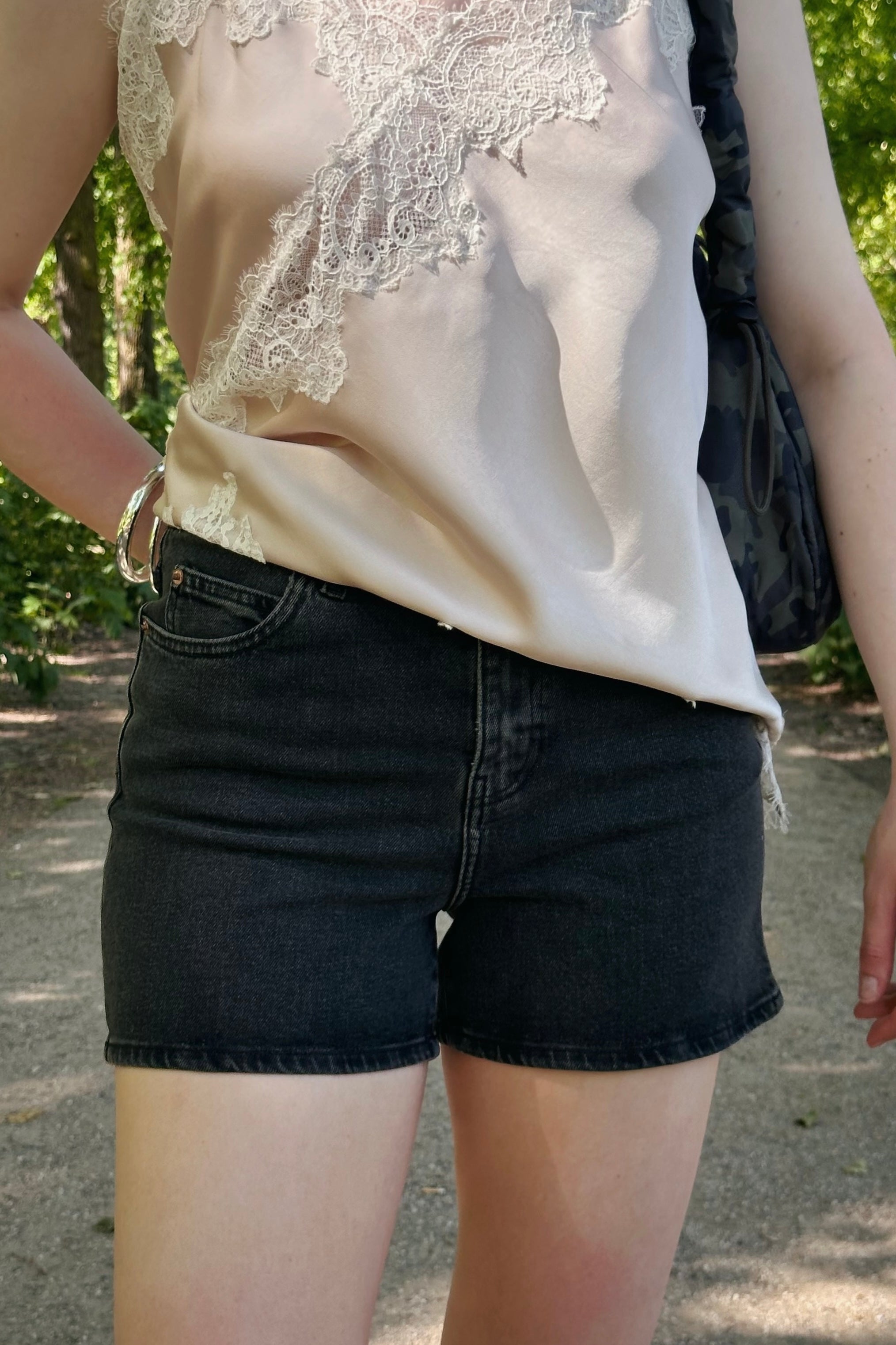 Nora Shorts - Tar Aged Black