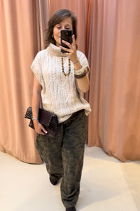 RowCC Oversize Cable Knit Spencer - Crème