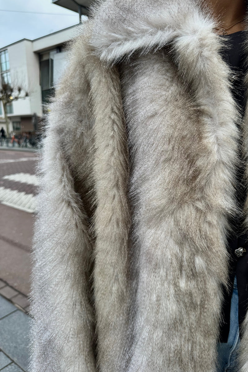 Bay Faux Fur Jacket - Beige