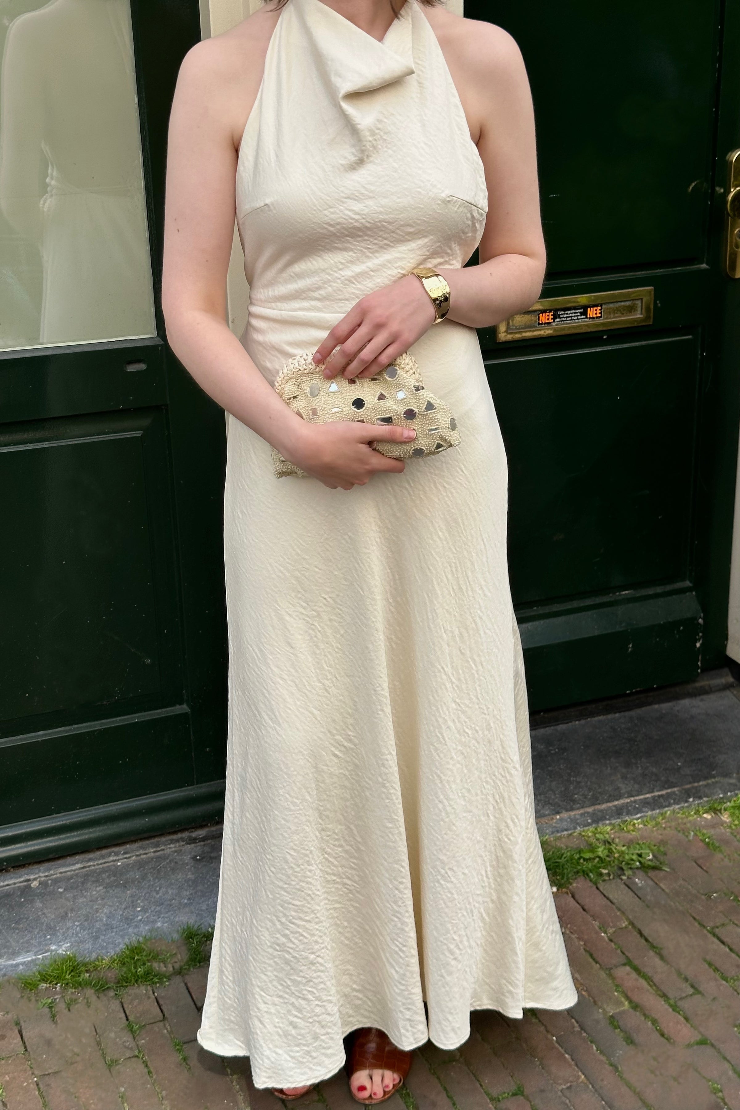 Jelena Halterjurk - Beige