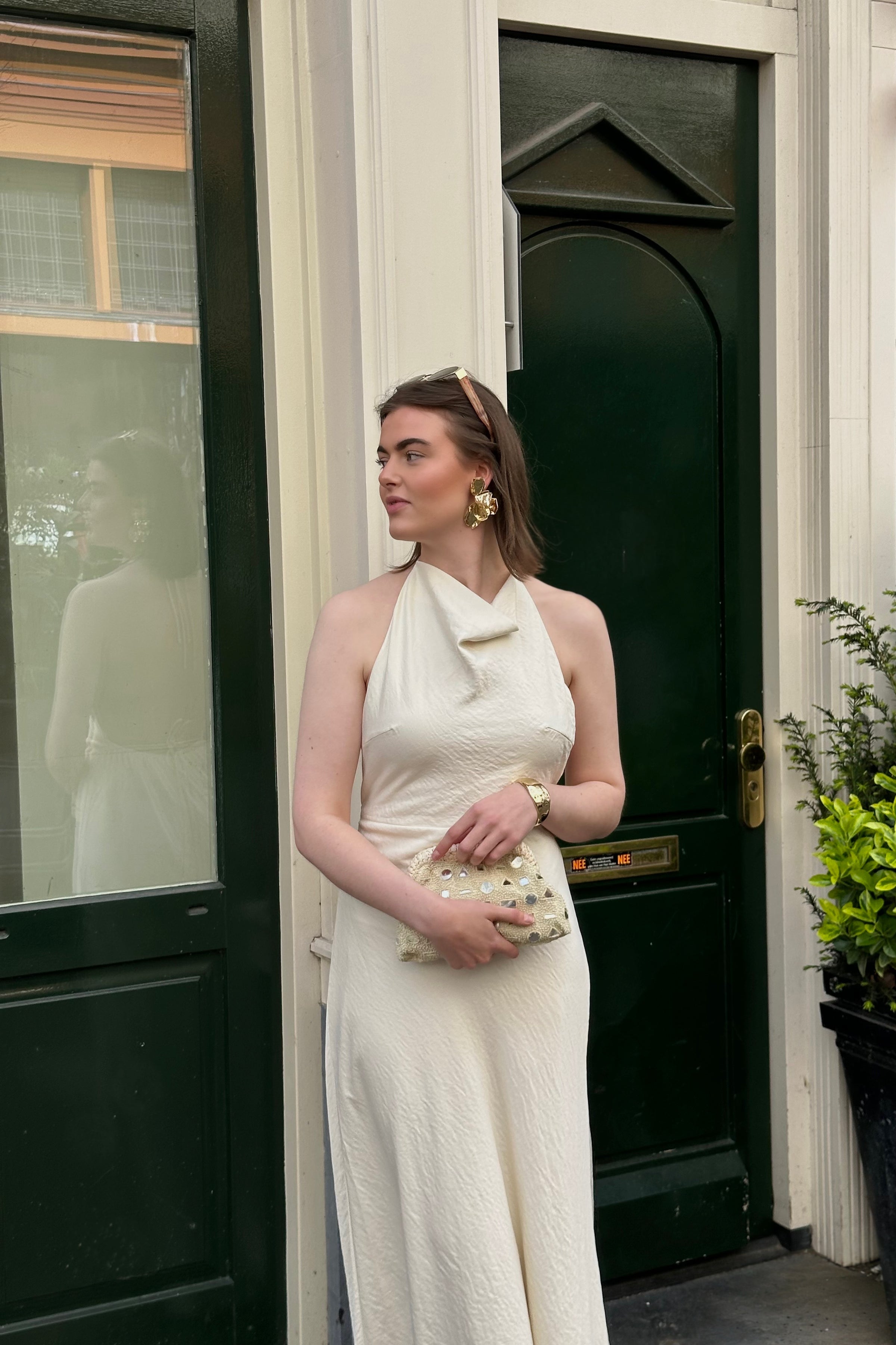 Jelena Halterjurk - Beige