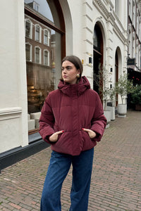 Abbie Jas - Bordeaux