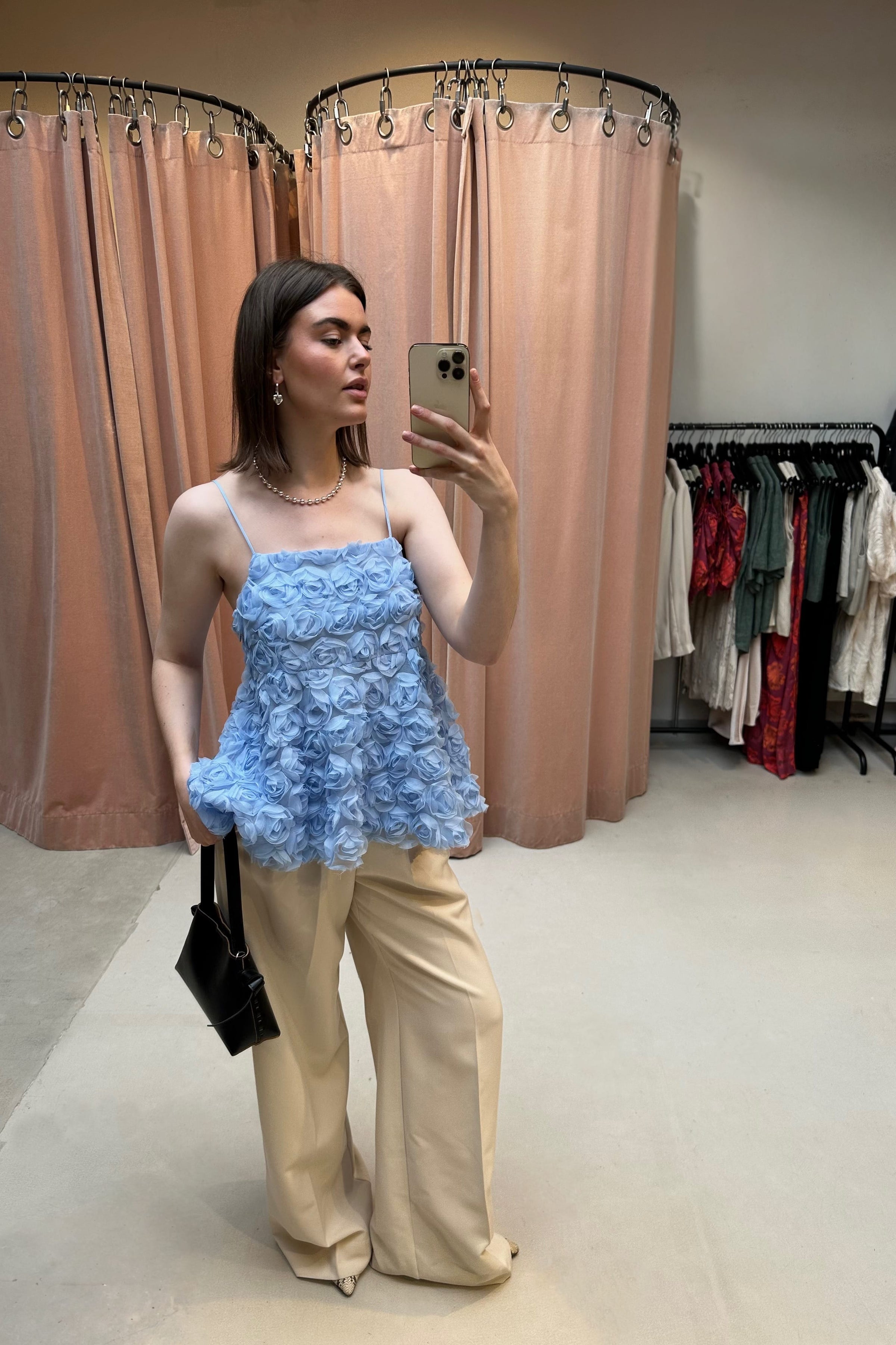 Kenli Flower Top - Licht Blauw