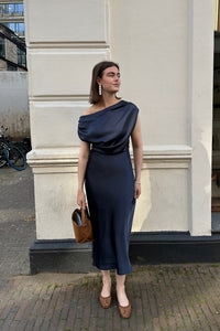 Lilith Heavy Satijnen Jurk - Donker Blauw