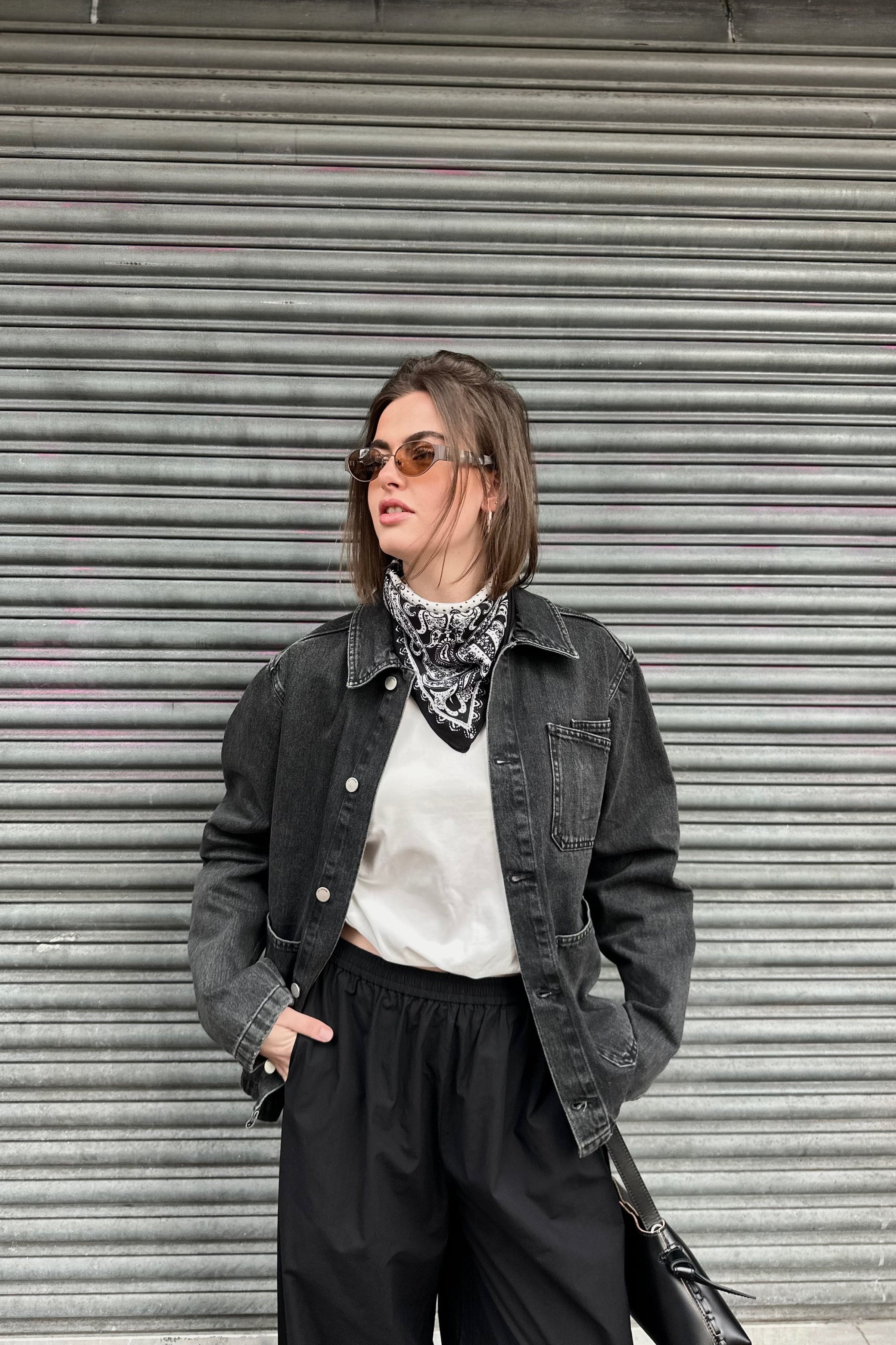 Evon Worker Jas - Aged Black