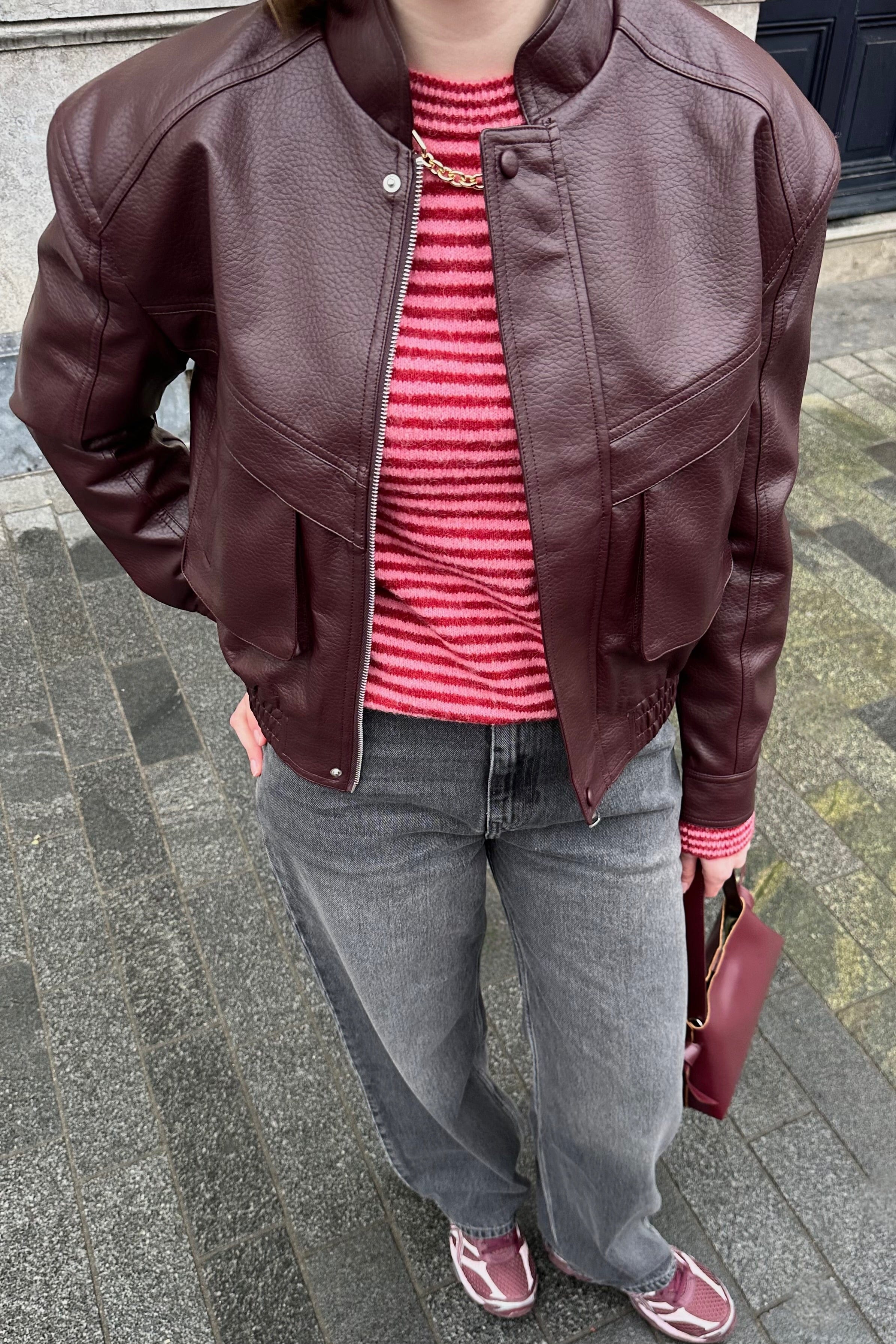 Debbie faux leren bomber jas - bordeaux rood