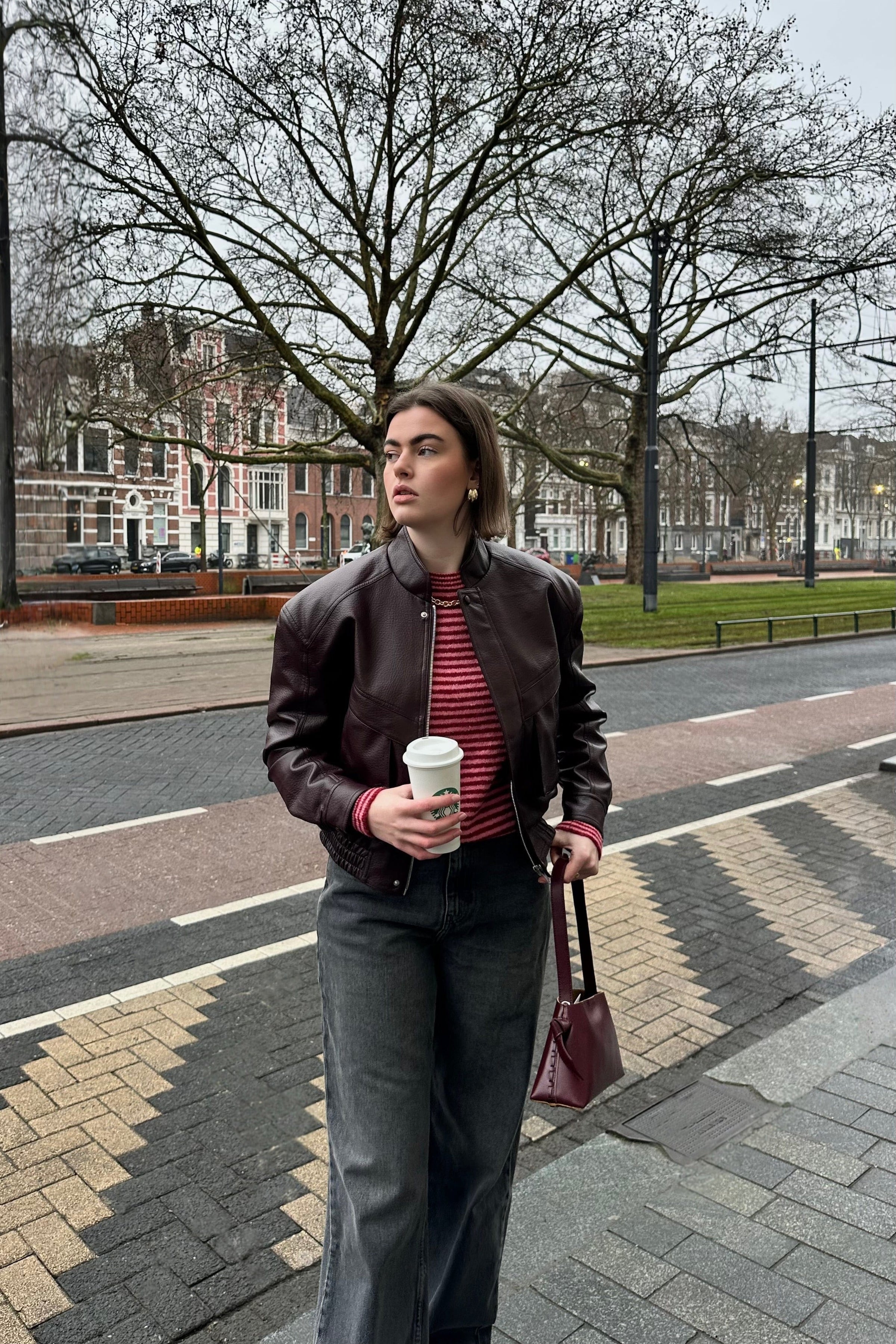 Debbie faux leren bomber jas - bordeaux rood