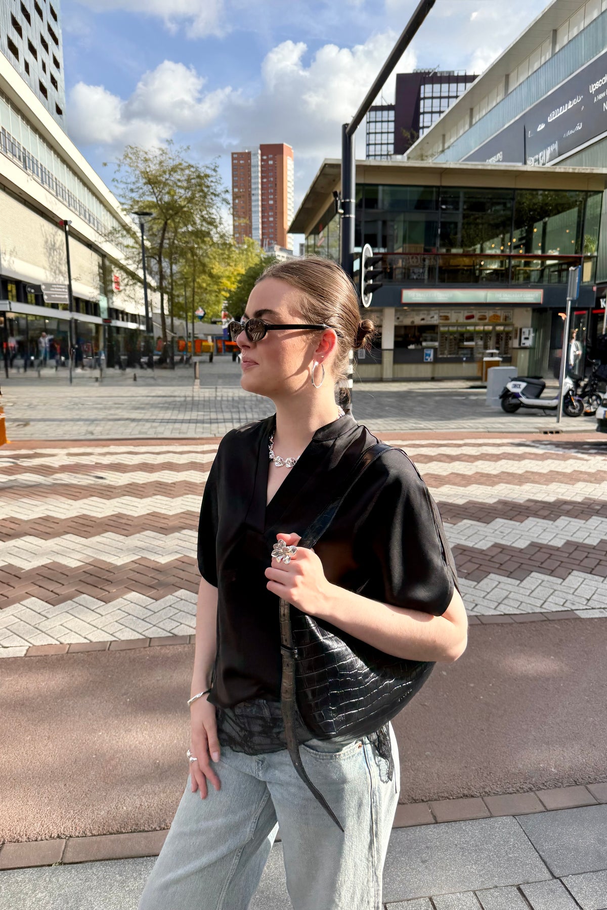 Anelle Satijnen Blouse - Zwart