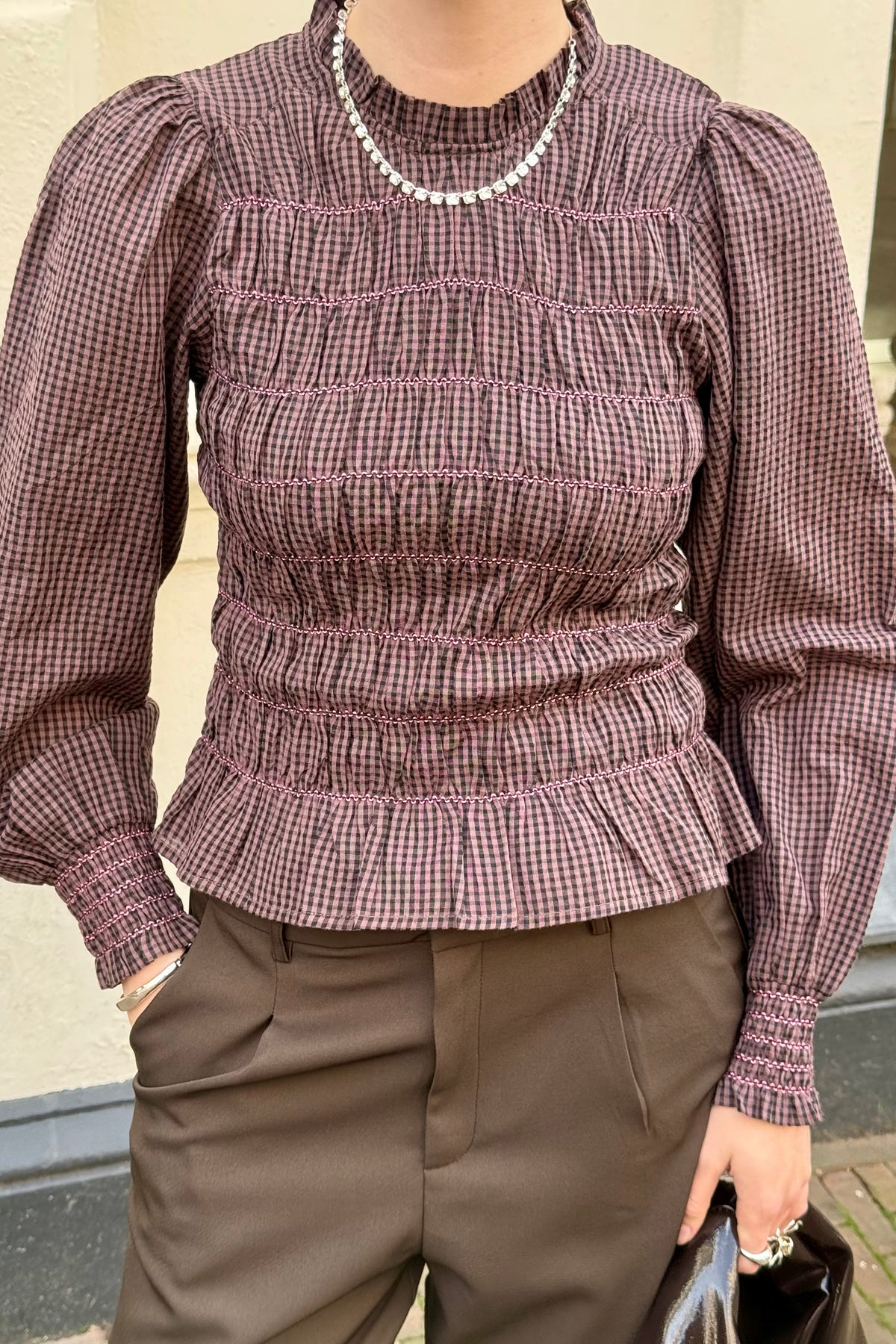 Oliana Geruite Blouse - Bruin