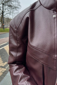Debbie faux leren bomber jas - bordeaux rood