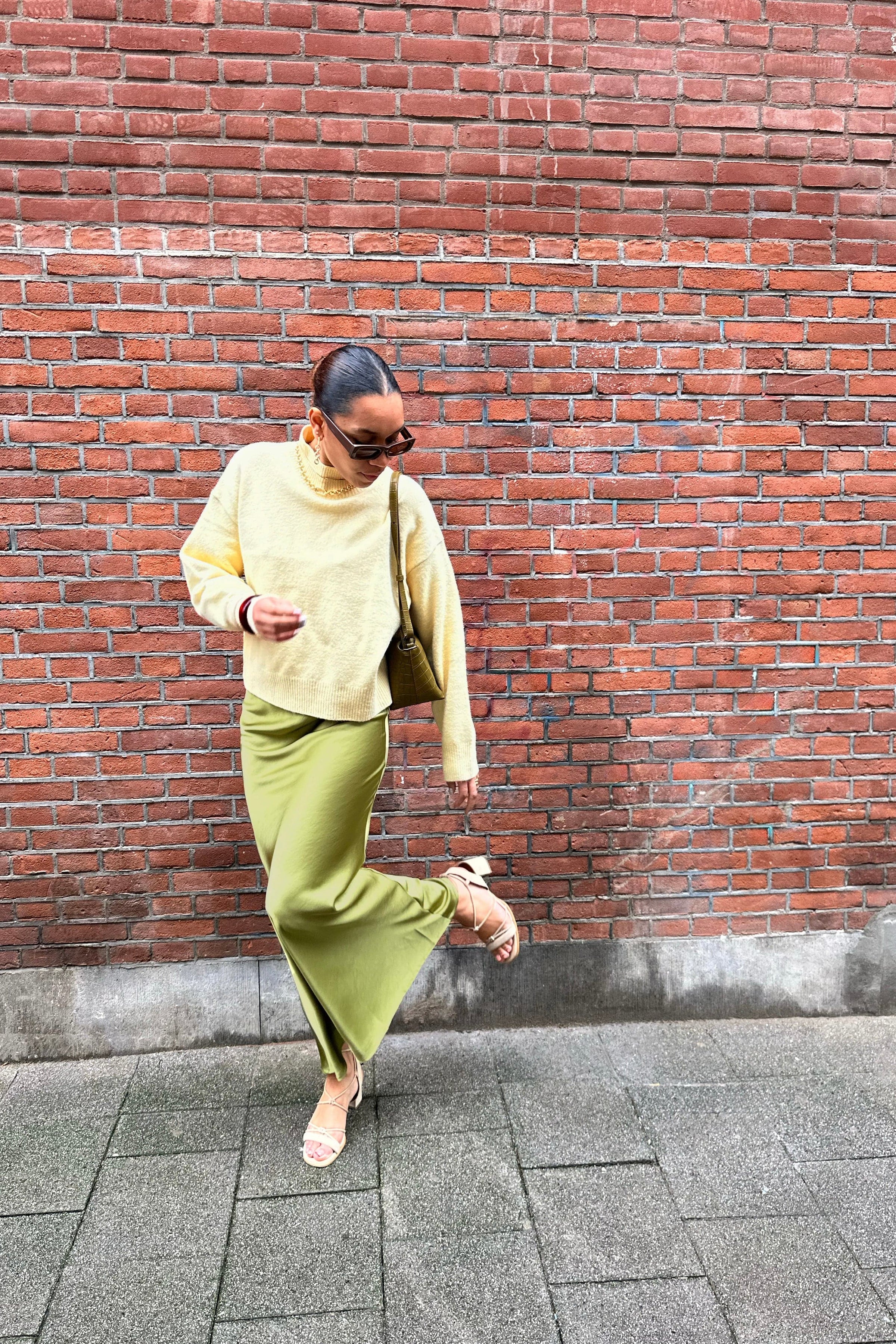 Paulina Trui - Butter Yellow