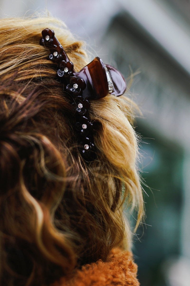 Bright Flower Clip Haar Clip - Chocolate