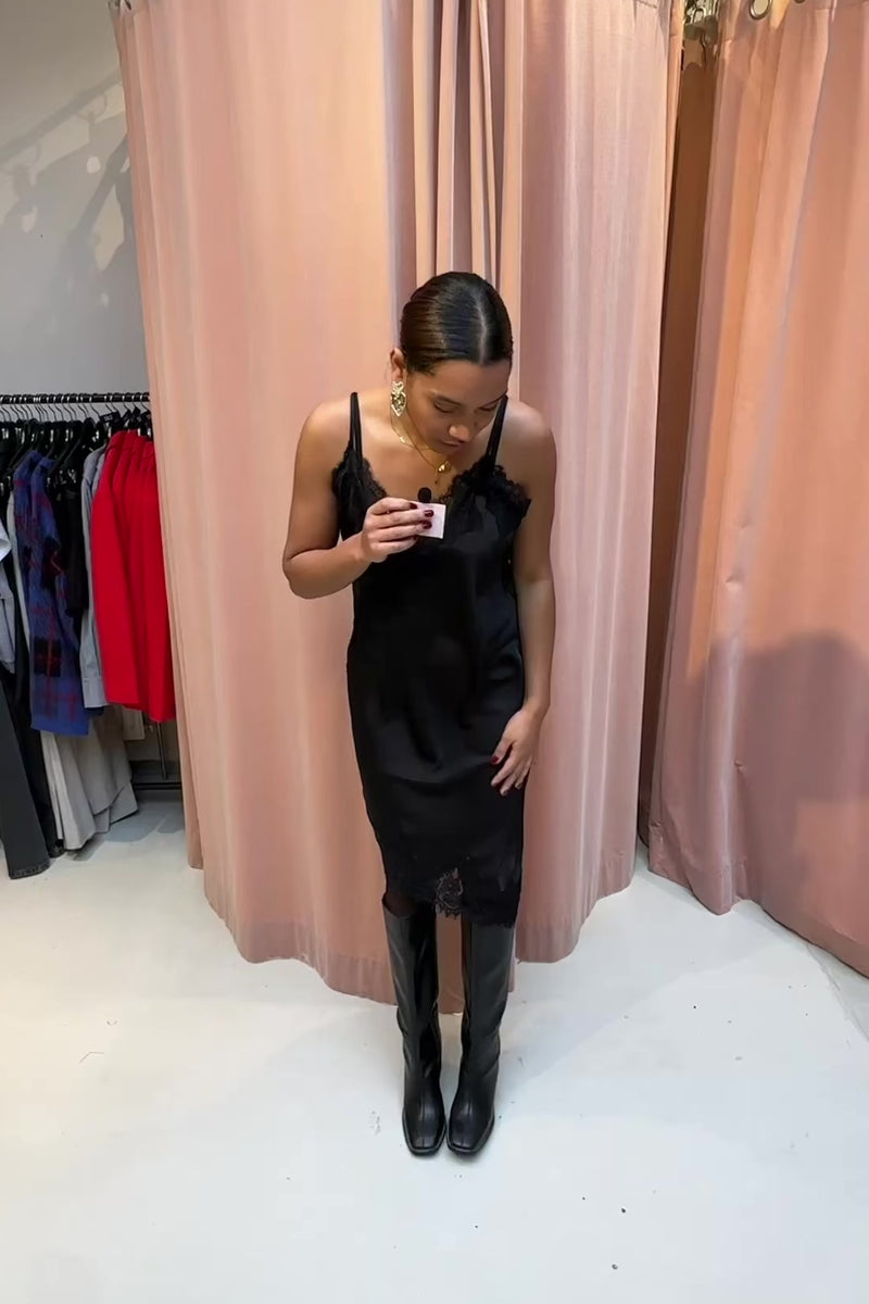 Sorelle Kanten Jurk - Zwart